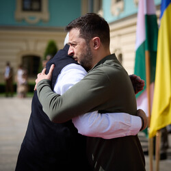 Зеленський зустрівся в Києві з прем'єр-міністром Індії Моді - INFBusiness