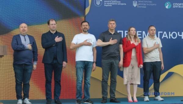 На Київщині офіційно відкрили державний парк-пам’ятку «Межигір’я» - INFBusiness
