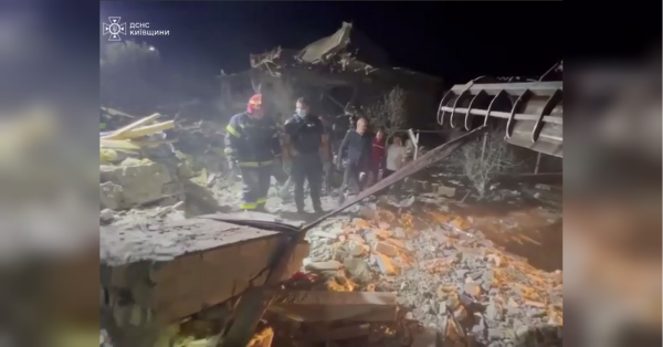 Двоє людей загинули внаслідок нічної ракетної атаки на Київщині (фото, відео) - INFBusiness