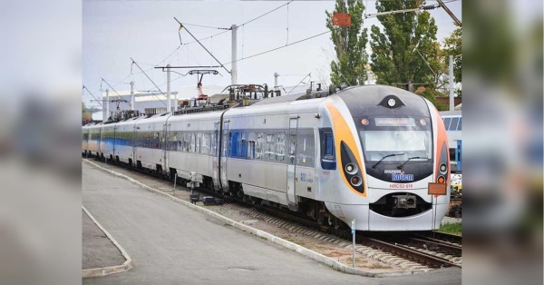 Обстріл залізниці на Полтавщині: які поїзди затримуються на понад 4 години - INFBusiness