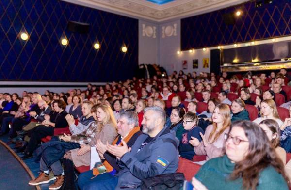 Як працюють на перемогу покази українських фільмів за кордоном - INFBusiness