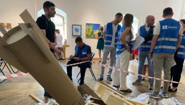 У Києві ЮНЕСКО вчило українських військових захисту культурних цінностей під час війни - INFBusiness