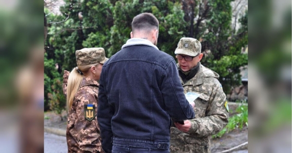 Не можуть навіть торкатися людини: в Міноборони уточнили, чи мають право працівники ТЦК затримувати чоловіків - INFBusiness