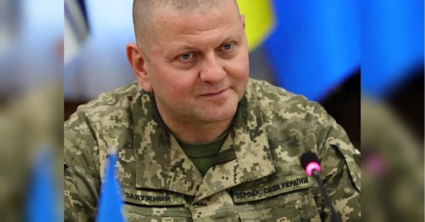 Знову на війну? Залужний пояснив, чому одягнув військову форму (фото) - INFBusiness