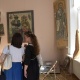 У Києві відкрилася виставка творів, уцілілих після влучання російської ракети - INFBusiness