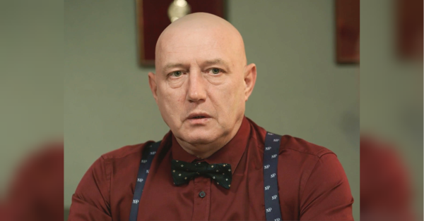 «Тягав мішки з піском, будував барикади»: зірка «Дільничного з ДВРЗ» та «Розтин покаже» про життя під час великої війни - INFBusiness