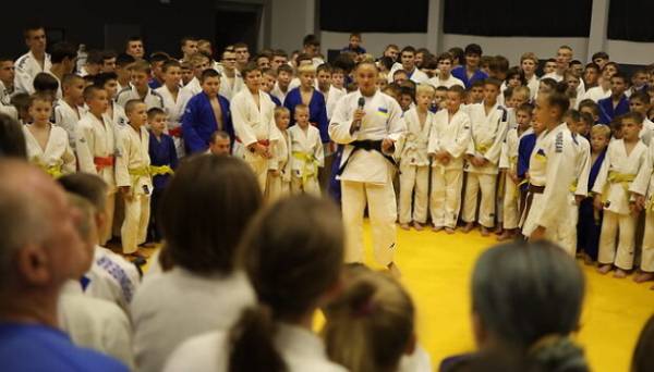 Дзюдоїстка Дар’я Білодід провела Олімпійський урок у Дніпрі - INFBusiness
