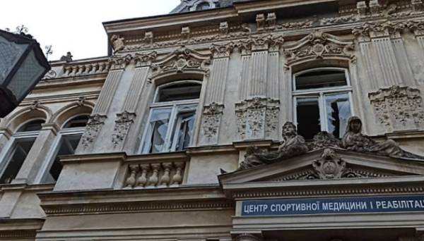 У Львові внаслідок обстрілу пошкоджені щонайменше сім пам'яток архітектури - ОВА - INFBusiness