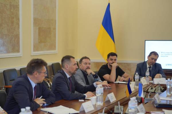 Точицький обговорив з послом Франції співпрацю у сфері культури та стратегічних комунікацій - INFBusiness