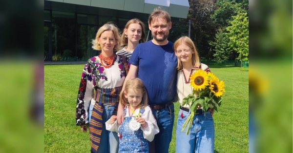 «Вони були настільки вишукано досконалими, що годі передати будь-якими словами»: у Львові попрощались з родиною Базилевич, яку вбили росіяни - INFBusiness