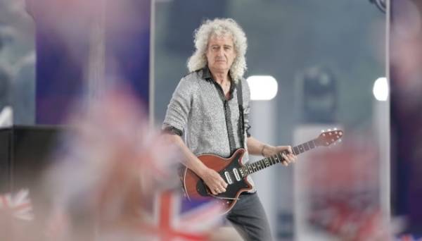 Гітарист рок-гурту Queen переніс інсульт - INFBusiness