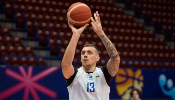 Баскетбол: Бобров зробив дабл-дабл з 14-ма підбираннями у грі ЛЕБЛ - INFBusiness