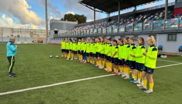 Збірна України (WU17) розгромила футболісток Румунії у відборі на Євро-2025 - INFBusiness