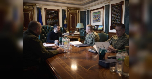 У військових буде зброя: Зеленський провів нараду з військовим керівництвом - INFBusiness