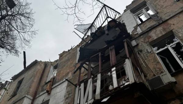 В Одесі внаслідок атаки РФ пошкоджені пам’ятки культурної спадщини ЮНЕСКО Список 15.11.2024 18:00 Укрінформ В Одесі внаслідок російської атаки ввечері 14 листопада ракети пошкодили пам’ятки культурної спадщини, які знаходяться під захистом ЮНЕСКО. В Одесі внаслідок атаки РФ пошкоджені пам’ятки культурної спадщини ЮНЕСКО - INFBusiness