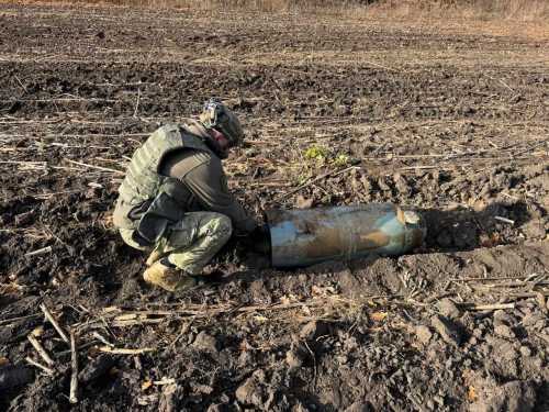 На Кіровоградщині знищили бойову частину ворожої ракети, що не здетонувала (ФОТО) - INFBusiness