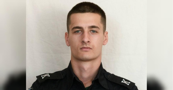 Нам повідомили, що Денис наклав на себе руки, стрибнувши з мосту у Вінниці: рідні 19-річного курсанта не вірять офіційній причині смерті сина - INFBusiness