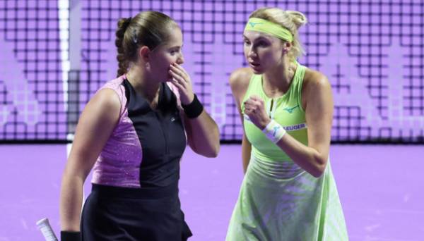 Кіченок та Остапенко вдруге програли на Підсумковому турнірі WTA-2024 04.11.2024 21:41 Укрінформ Кіченок та Остапенко вдруге програли на Підсумковому турнірі WTA-2024 - INFBusiness