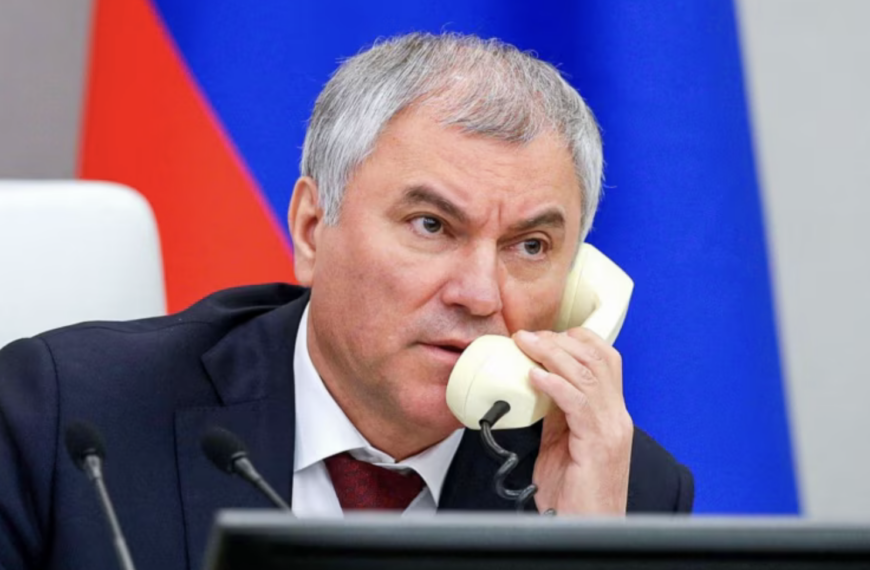 Под давлением Вячеслава Володина из интернета исчезли публикации о его личной жизни (Володин подтирает тексты, в которых он — гей)