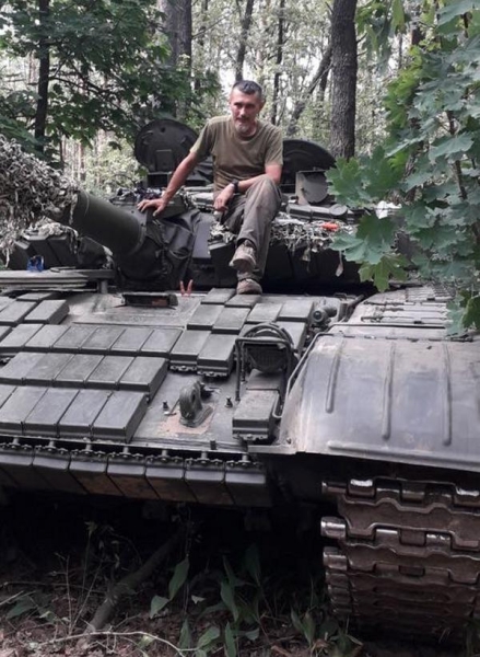 Під час прориву на Херсон на одному з напрямків танк Сергія йшов першим: родина воїна вірить, що він посмертно отримає звання «Герой України» - INFBusiness
