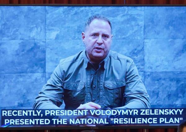 Точицький презентував іноземним дипломатам стратегію Культурного суверенітету - INFBusiness