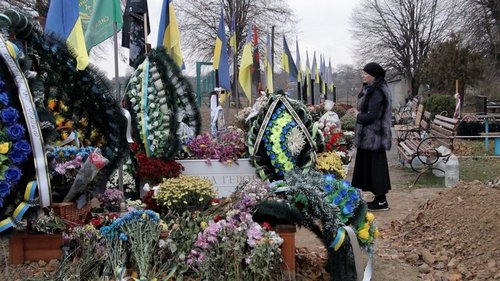 «Толя встиг надіслати татові відео, де він лежить поранений»: мама 20-річного прикордонника «Монтани», який залишив академію, щоб захищати країну - INFBusiness