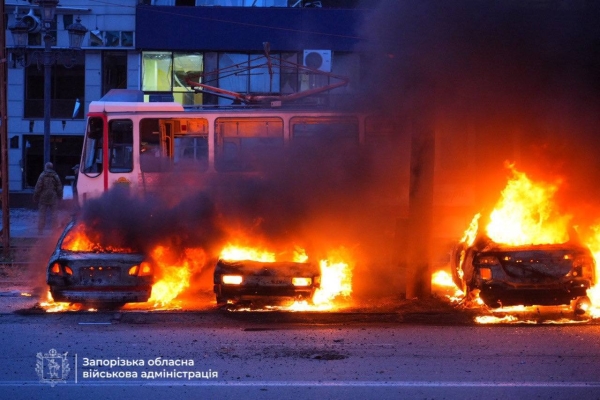 Росіяни завдали авіаудару по Запоріжжю: багато загиблих і поранених (фото, відео) - INFBusiness