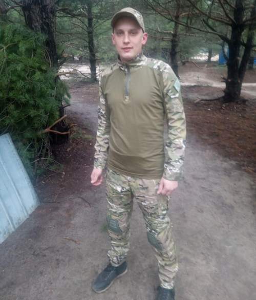 «Влітку 2024 року безвісти зник мій рідний брат, а восени загинув син»: історія родини з Житомирщини, якій росія принесла так багато горя - INFBusiness