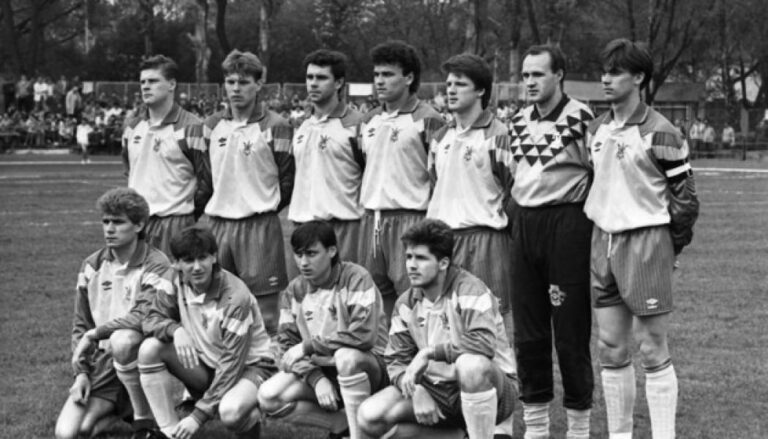 33 роки тому відбувся перший матч в історії збірної України з футболу - INFBusiness