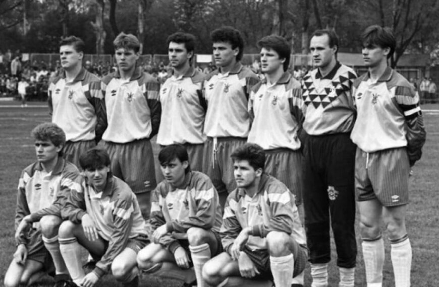 33 роки тому відбувся перший матч в історії збірної України з футболу
