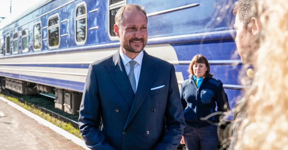 Кронпринц Норвегії Хокон вперше прибув до Києва - INFBusiness