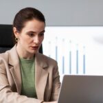 Тенденції на ринку праці в Україні змінилися – яку роботу шукають українці та скільки вони хочуть заробляти - INFBusiness