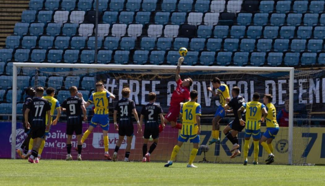 UPL. "Чорноморець" ганебно поступився "Шахтарю" - INFBusiness