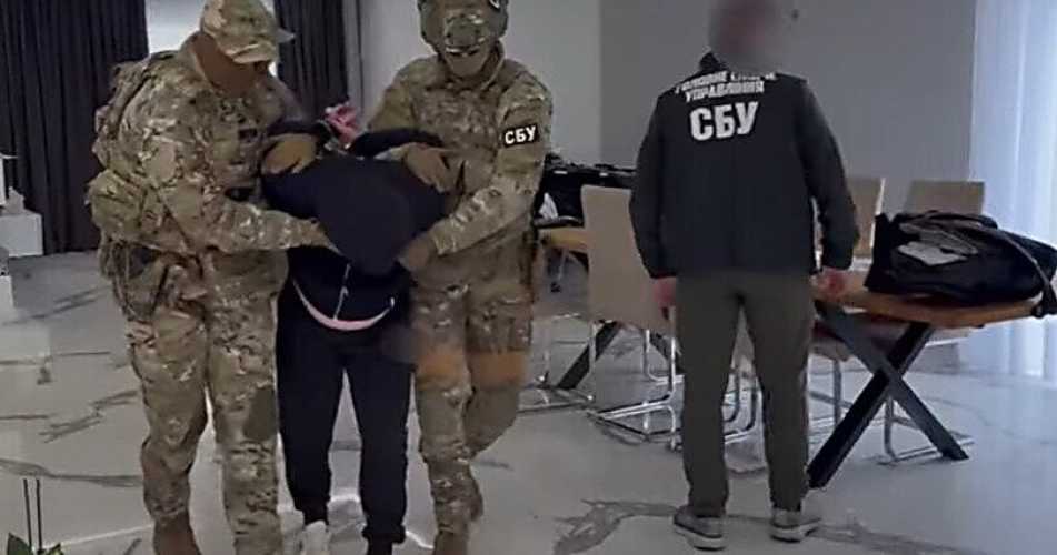 Шпигунський скандал між Угорщиною та Україною: дипломати, дрони та привиди Тріанону - INFBusiness