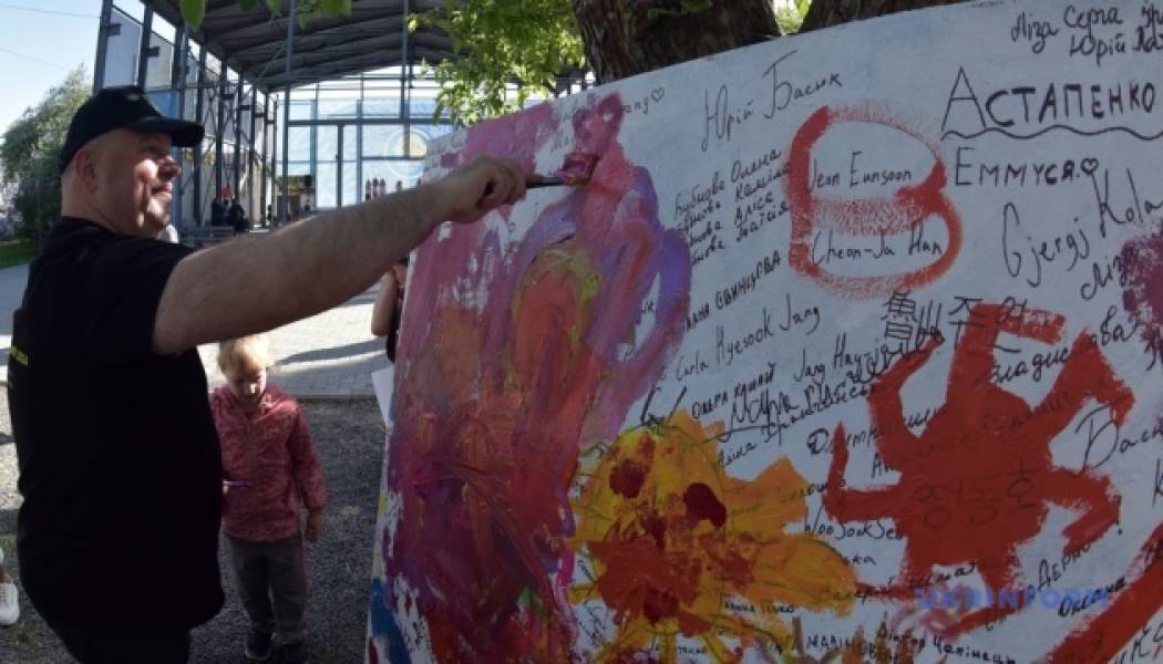 У Вінниці стартував арт-проект «Я не приховаю свій дім» - INFBusiness