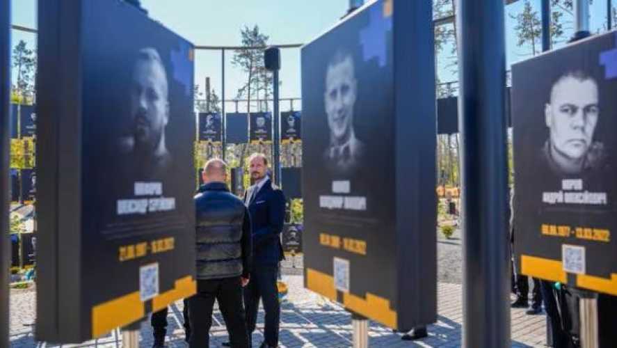 Кронпринц Норвегії Хокон вперше прибув до Києва - INFBusiness