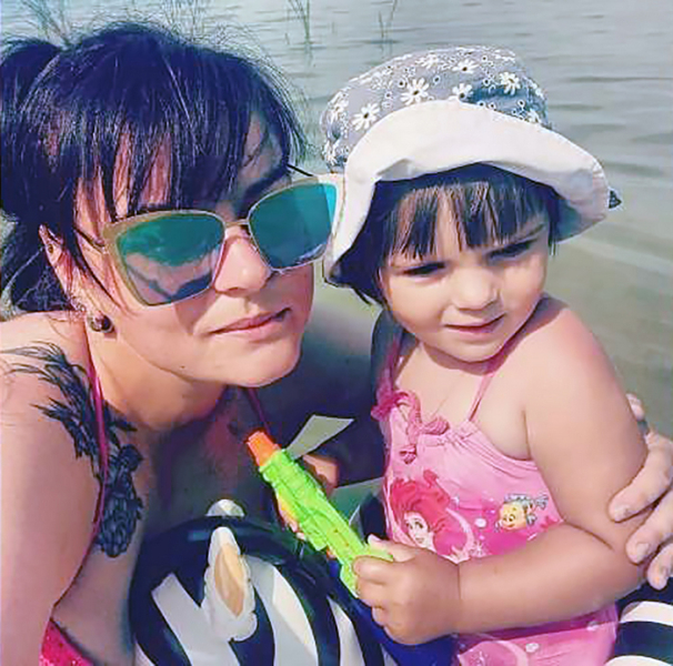«Вважається недостатньо героїчною»: родина загиблої бойової медички, яка врятувала шістьох товаришів, бореться за визнання її подвигу - INFBusiness