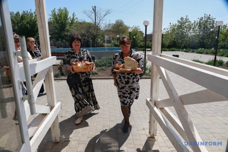 П'ять хлібів єдності: Одеська область вже 200 років зберігає традицію спільної трапези - INFBusiness