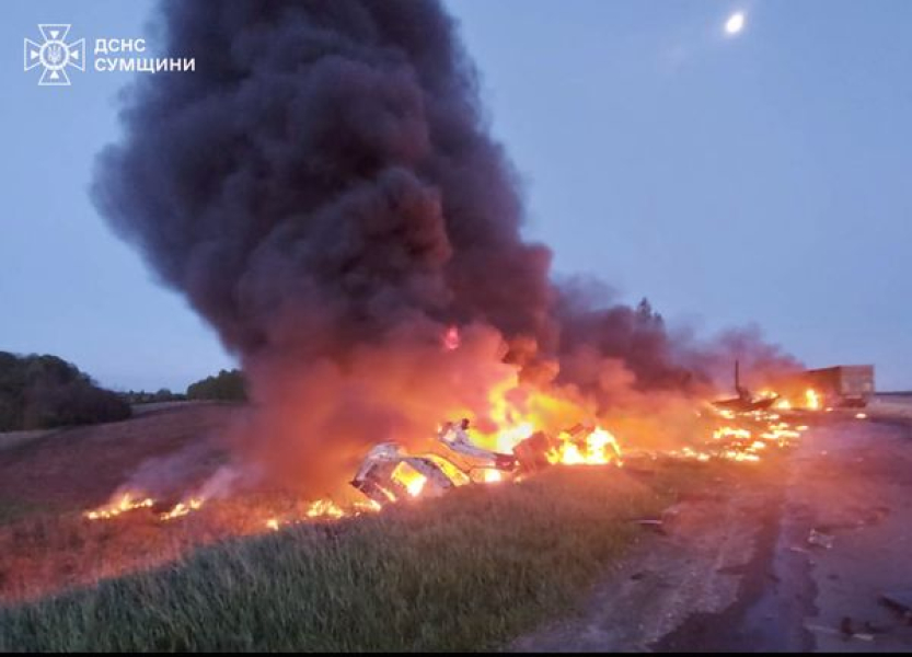 У Сумській області зіткнулися дві вантажівки: сталася масштабна пожежа, водії загинули - INFBusiness
