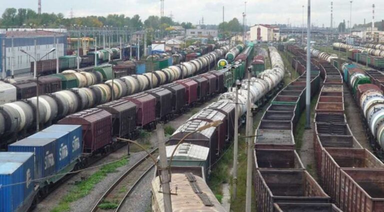Польські залізничники повертають вантажні вагони з України - INFBusiness