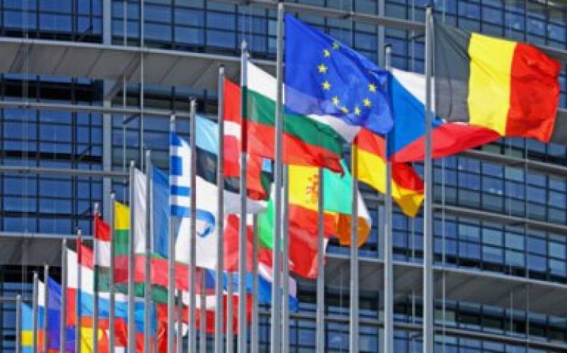 «Готові захищати наші інтереси». ЄС відповів на погрози Трампа щодо тарифів - INFBusiness
