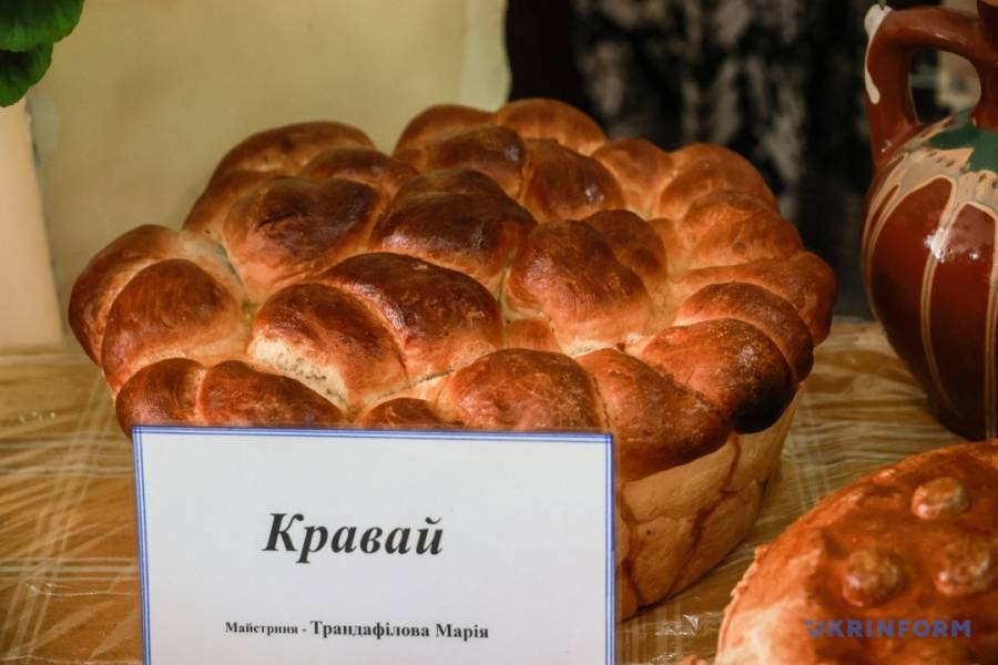 П'ять хлібів єдності: Одеська область вже 200 років зберігає традицію спільної трапези - INFBusiness