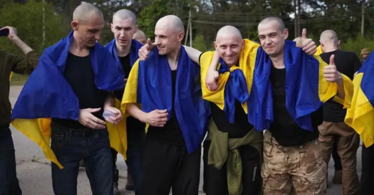 Перші 390 українців повернулися додому в рамках обміну «1000 на 1000», серед яких три жінки - INFBusiness