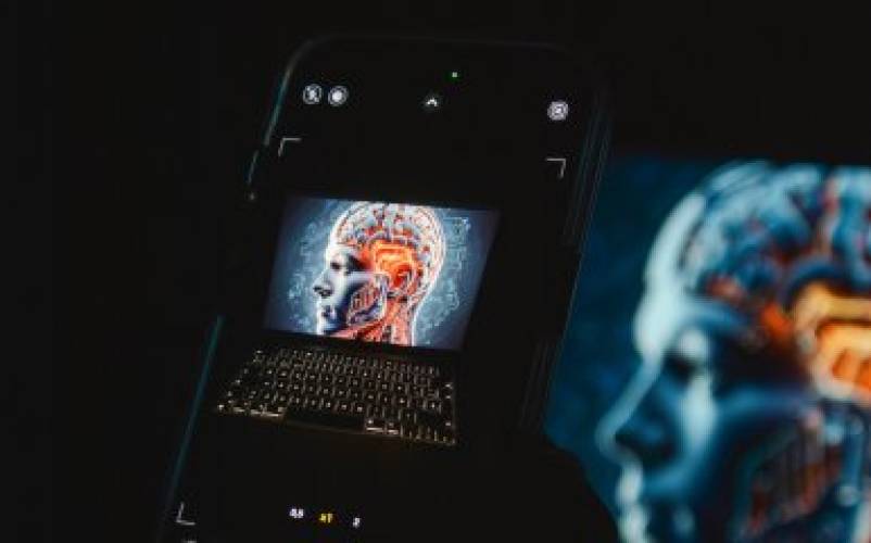 Штучний інтелект стає дедалі схильнішим до «галюцинацій» - INFBusiness