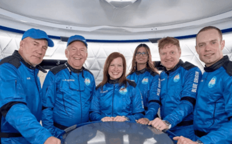 Космічні туристи Blue Origin знову відвідали орбіту Землі - INFBusiness