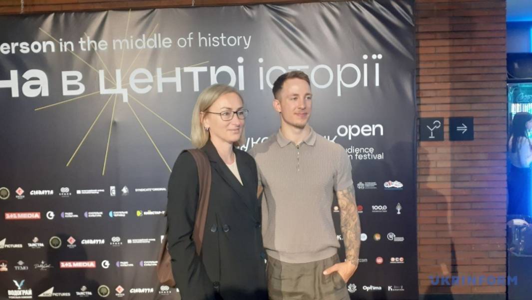 У Чернівцях відбулася національна прем'єра фільму "Перший ряд" - INFBusiness