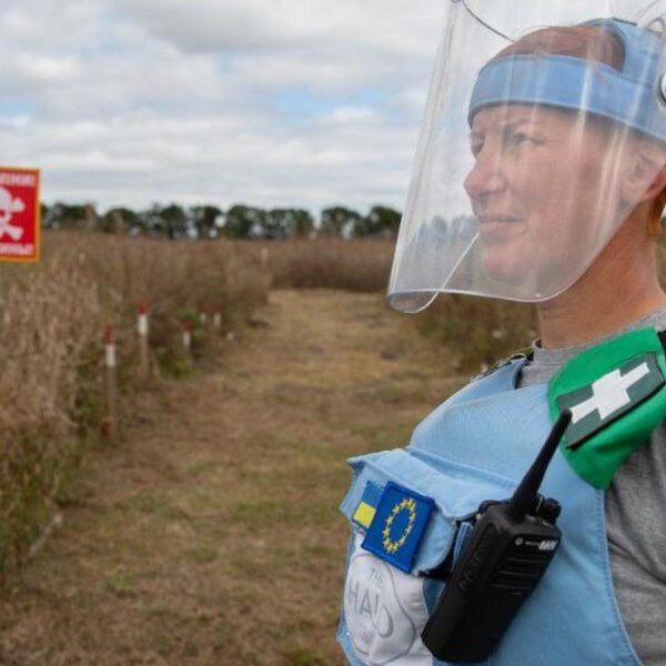 «Я вас здивую — ми навіть ніколи не торкаємося мін»,&hellip;