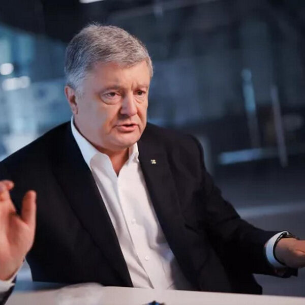 Порошенко сьогодні вимагає сучасної зброї, яку він колись не дозволив&hellip;