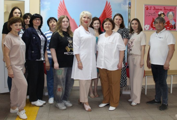 Кропивницькі лікарі долучилися до благородної справи – донорства крові (ФОТО) - INFBusiness