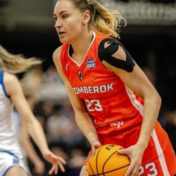 Український баскетболіст Яцковець залишиться у Словаччині ще на два сезони